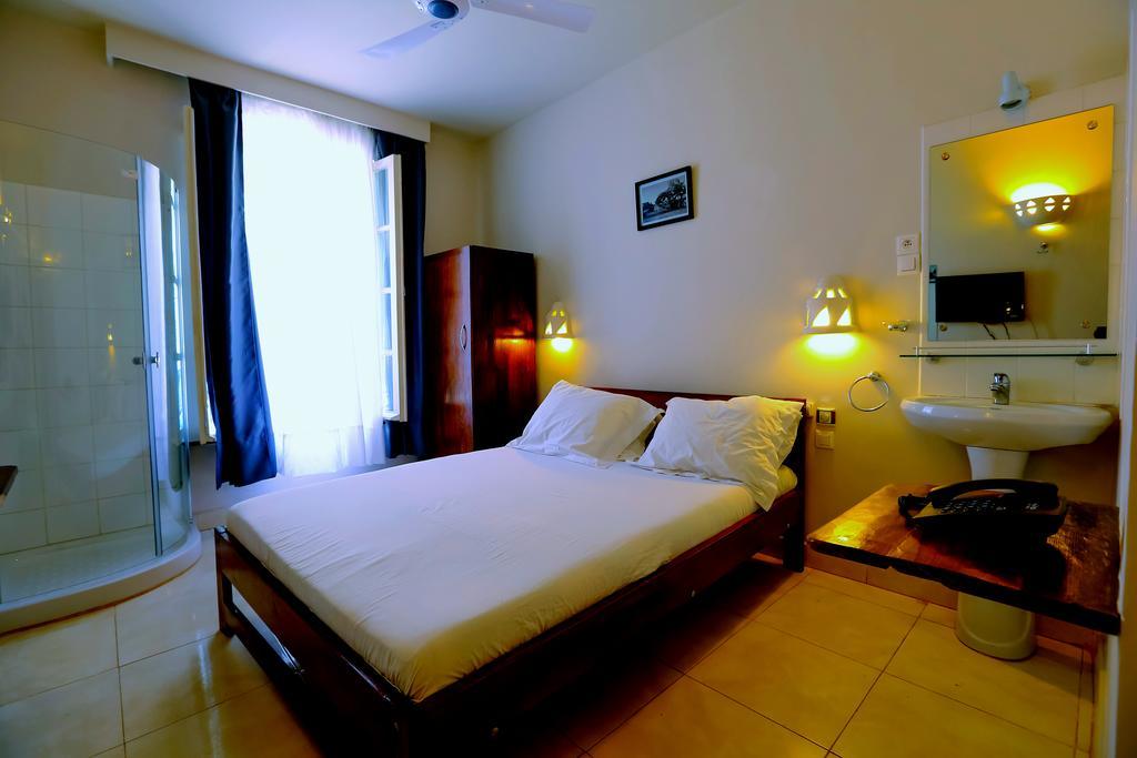 Le Lotus Bleu Hotel Antananarivo Exterior foto