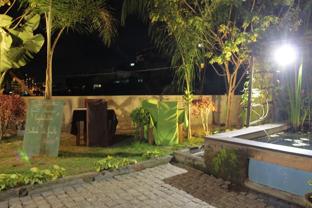 Le Lotus Bleu Hotel Antananarivo Exterior foto